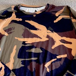 Burton mens Xl DRi for long sleeve snowboard/ski base layer!